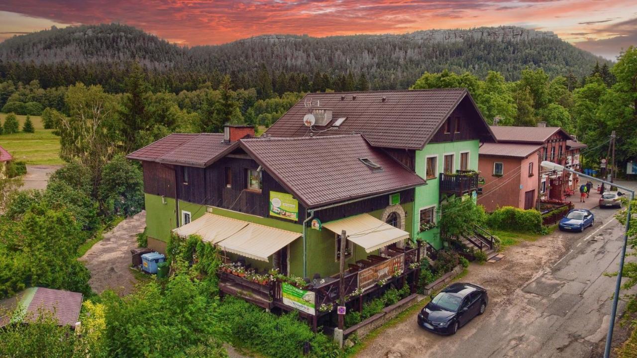 Zajazd Karlow Restauracja & Pokoje Goscinne Esterno foto