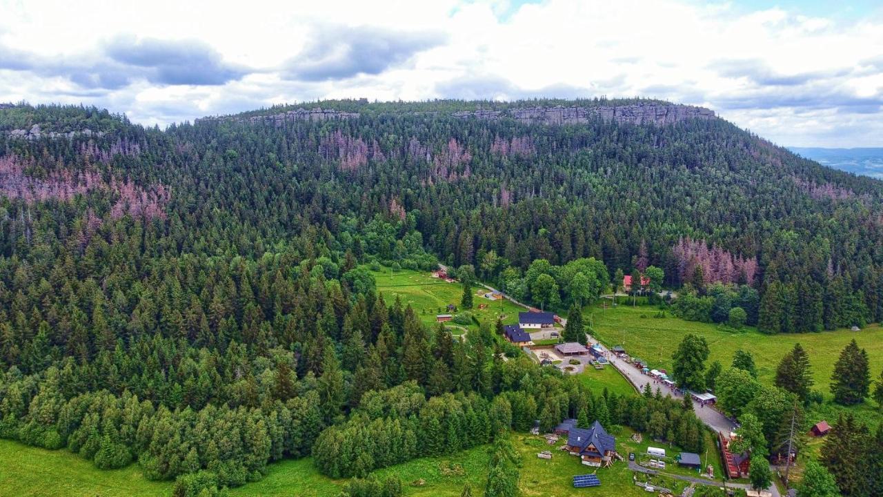 Zajazd Karlow Restauracja & Pokoje Goscinne Esterno foto